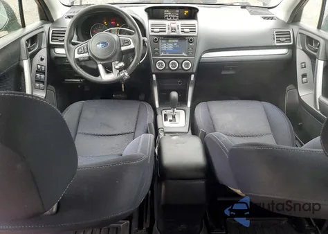 2017 Subaru Forester 2.5I z USA, uszkodzony, nr VIN JF2SJABC0HH487413